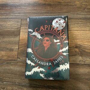 Illumicrate - Capitana by Cassandra James